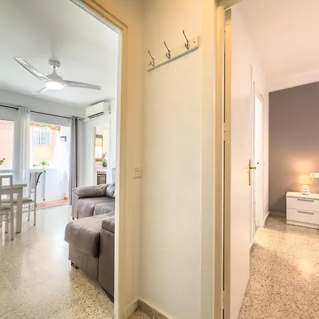 Hanami Avenida De Espana 1c * אסטפונה