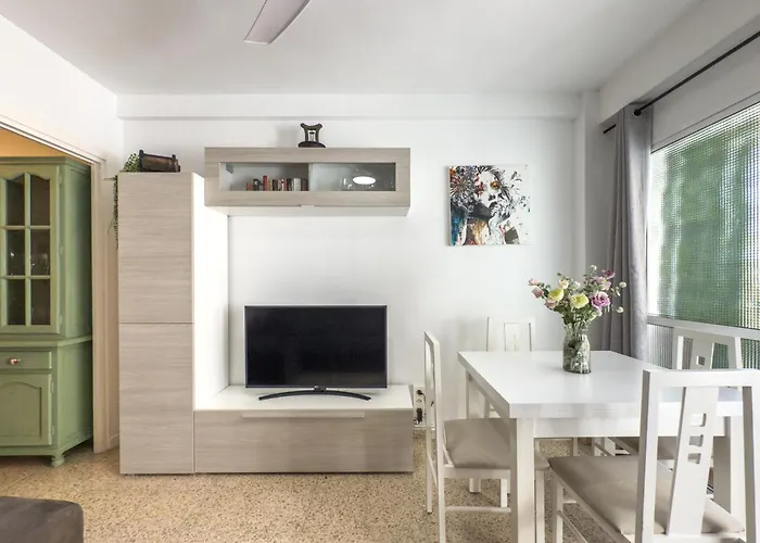 Apartment Hanami Avenida De Espana 1c